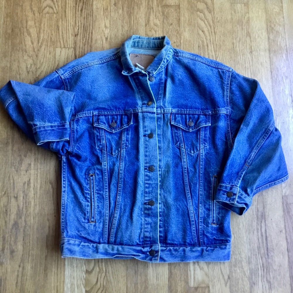 💃🕺Vintage Levi’s Red Tag Jean Jacket~Medium🕺💃